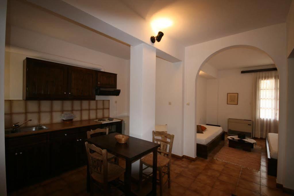 Venetia Apartments Monemvasía Esterno foto